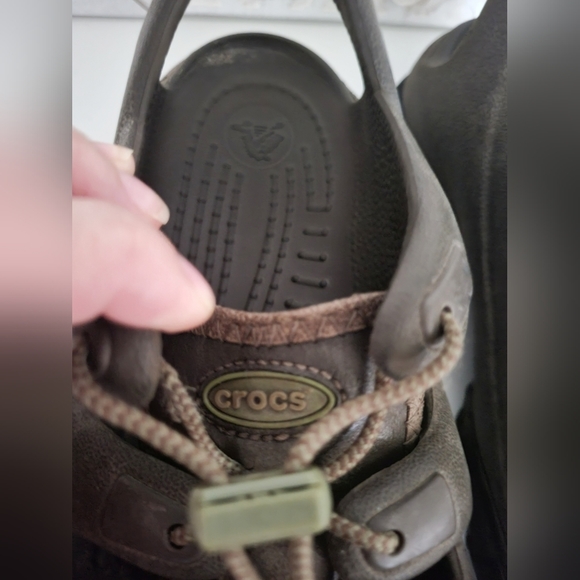 UNISEX Crocs Trailbreak Closed Toe Tan Rubber Sandals Size W10 / M8
LEAVING 5/1 - Picture 8 of 13